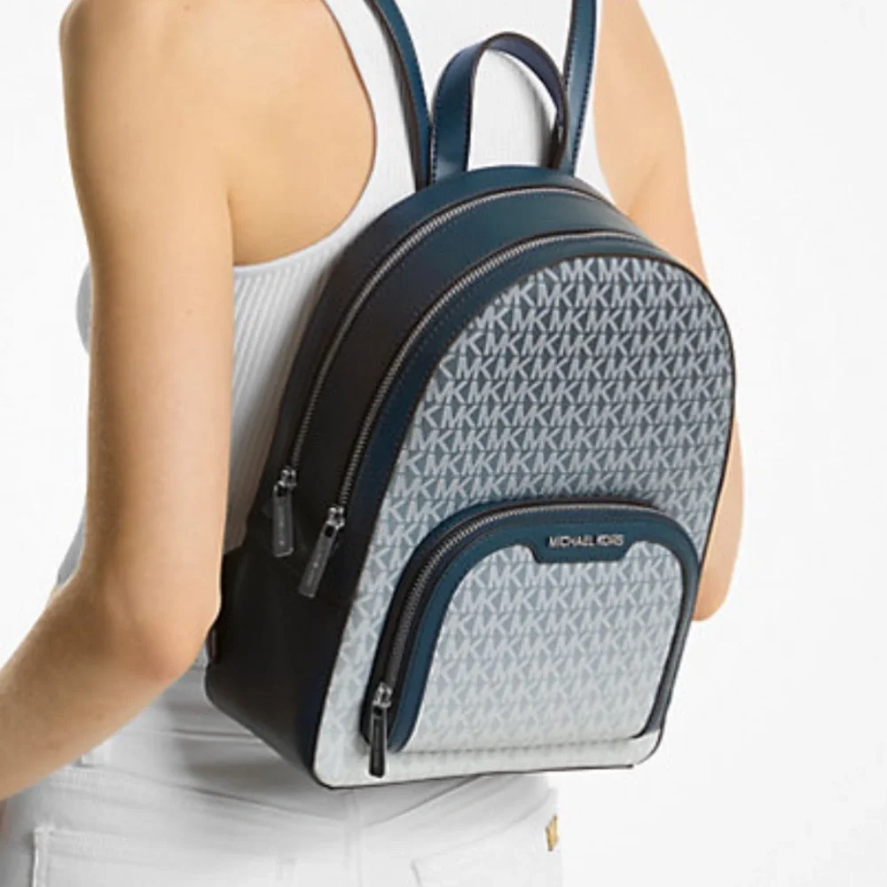 MICHAEL KORS Jaycee Medium Ombré Signature Logo Zip Pocket Backpack Navy NWT